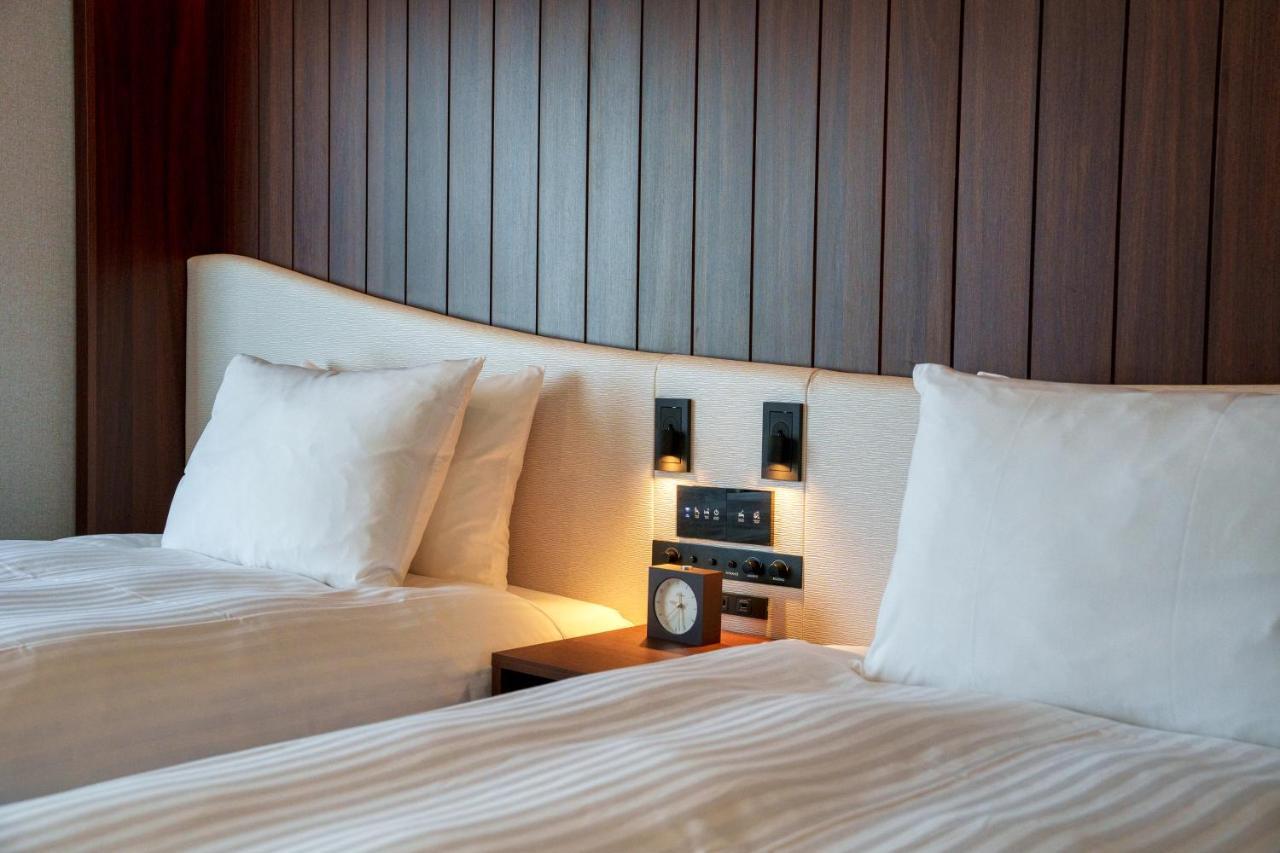 Hotel Grandconsort Наха Екстериор снимка