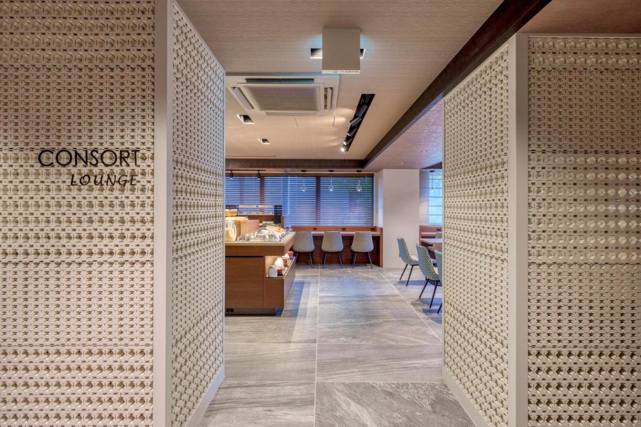 Hotel Grandconsort Наха Екстериор снимка